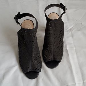 Vince Camuto Black Heels